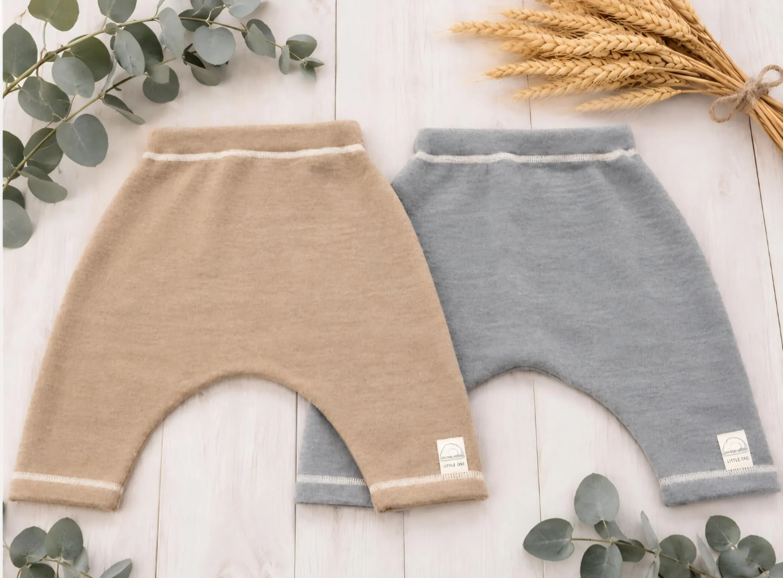 Organic Merino Wool Minimalist Baby Pants "Aladdin"- gender neutral newborn outfit