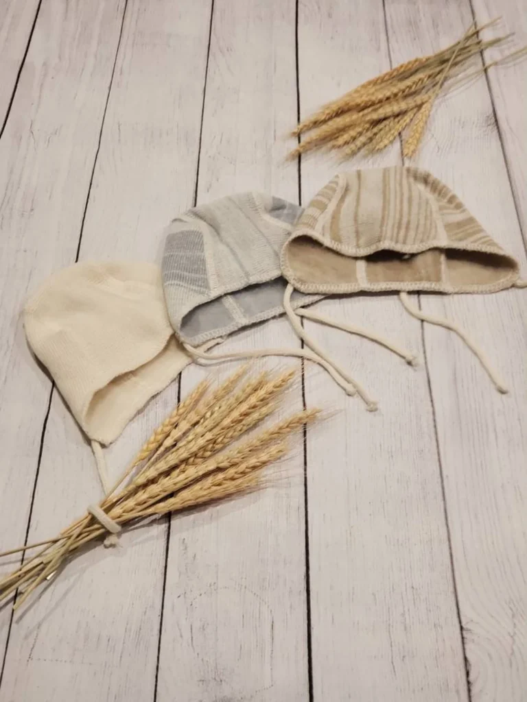 Organic Merino Wool Baby Bonnet "in side out"- soft newborn hat