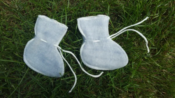 Organic Merino wool baby socks/booties - Image 4